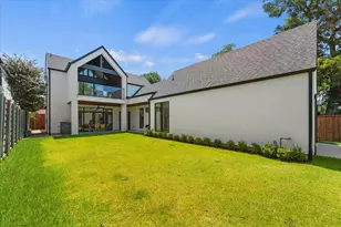 7619 Kenwell St, Dallas, TX 75209 - Photo 38
