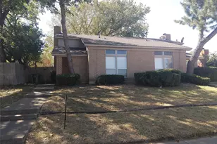 2110 Valleywood Dr, Arlington, TX 76013 - Photo 1