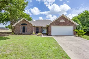 425 Hillside Dr, Aledo, TX 76008 - Photo 2