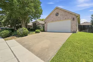7204 Mesa Verde Trail, Fort Worth, TX 76137 - Photo 2