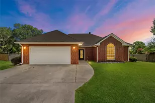 104 Frost Creek Ave, Groesbeck, TX 76642 - Photo 1