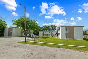 312 W Rentz Street W, Weatherford, TX 76086 - Photo 10