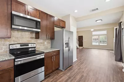 608 Fiesta Circle, Irving, TX 75063 - Photo 8