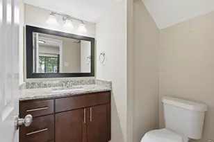 608 Fiesta Cir, Irving, TX 75063 - Photo 10
