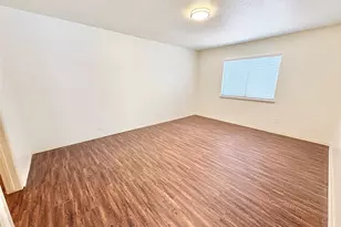 658 Stonehenge Dr, Grand Prairie, TX 75052 - Photo 10