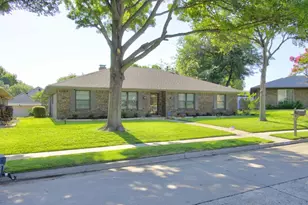 2460 Winterstone Dr, Plano, TX 75023 - Photo 2