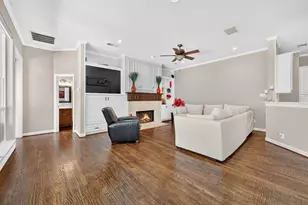 18728 Thorntree Ln, Dallas, TX 75252 - Photo 16