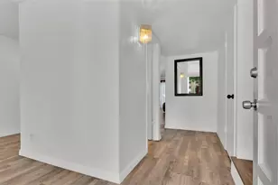 341 Arborview Dr, Garland, TX 75043 - Photo 6