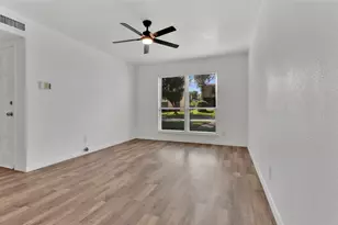 341 Arborview Dr, Garland, TX 75043 - Photo 10