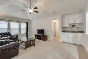 625 Surrey, Flower Mound, TX 75022 - Photo 14