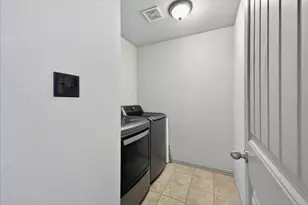 2312 Calendar Ct, Grand Prairie, TX 75050 - Photo 26