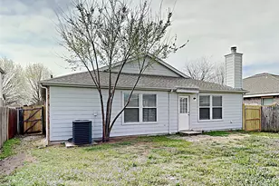 8901 King Ranch Dr, Cross Roads, TX 76227 - Photo 16