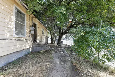 940 E Tucker Street, Fort Worth, TX 76104 - Photo 18