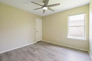 1306 River Birch Ln, Carrollton, TX 75007 - Photo 14