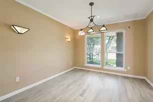 1306 River Birch Ln, Carrollton, TX 75007 - Photo 6