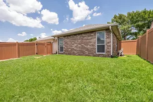 1306 River Birch Ln, Carrollton, TX 75007 - Photo 24