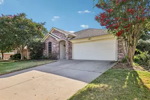 5609 Saddleback Rd, Arlington, TX 76017 - Photo 2