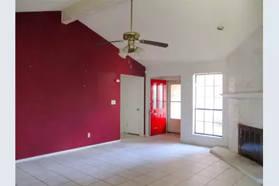 6925 Alexandria Court, Fort Worth, TX 76133 - Photo 2