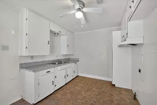 4450 Percy St, Lancaster, TX 75134 - Photo 8