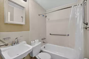 4450 Percy St, Lancaster, TX 75134 - Photo 12