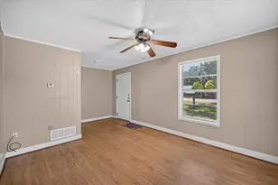 4450 Percy St, Lancaster, TX 75134 - Photo 2