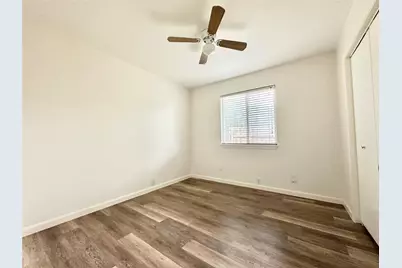 4933 Curzon Avenue, Fort Worth, TX 76107 - Photo 8