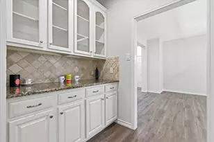 925 Hillside Ct, Highland Village, TX 75077 - Photo 16