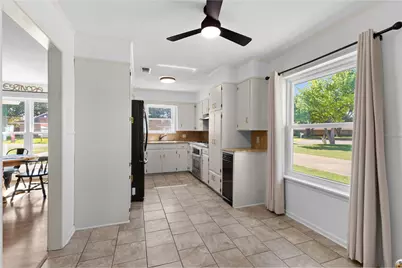 8 Circle Drive, Teague, TX 75860 - Photo 10