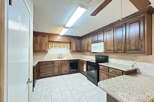 113 Hollie Cir, Sulphur Springs, TX 75482 - Photo 10