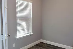 620 Dogwood Dr, Greenville, TX 75402 - Photo 6