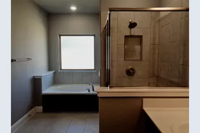620 Dogwood Drive, Greenville, TX 75402 - Photo 10