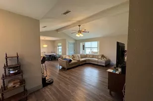212 Golden Glow St, Victoria, TX 77905 - Photo 6