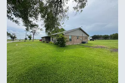 212 Golden Glow Street, Victoria, TX 77905 - Photo 14