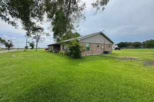212 Golden Glow St, Victoria, TX 77905 - Photo 14