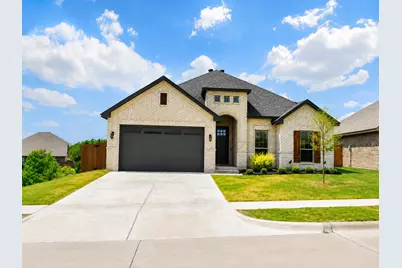 305 Paloma Street, Weatherford, TX 76087 - Photo 1