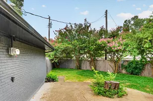 1104 Westwood Dr, Plano, TX 75075 - Photo 38