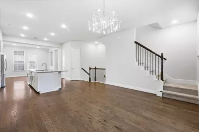 511 W Royal Lane, Irving, TX 75039 - Photo 10