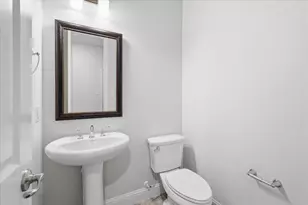511 W Royal Ln, Irving, TX 75039 - Photo 6