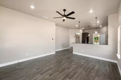 860 Fuller Avenue, Cleburne, TX 76031 - Photo 14