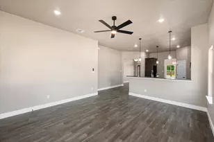 860 Fuller Ave, Cleburne, TX 76031 - Photo 14