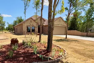 860 Fuller Ave, Cleburne, TX 76031 - Photo 34