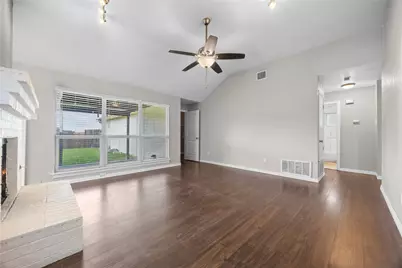 2217 Rockbluff Drive, Rowlett, TX 75088 - Photo 4