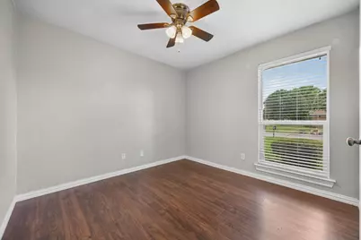 2217 Rockbluff Drive, Rowlett, TX 75088 - Photo 16