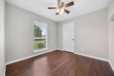 2217 Rockbluff Drive, Rowlett, TX 75088 - Photo 16