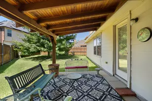104 Holly St, Waxahachie, TX 75165 - Photo 28