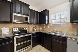 104 Holly St, Waxahachie, TX 75165 - Photo 16