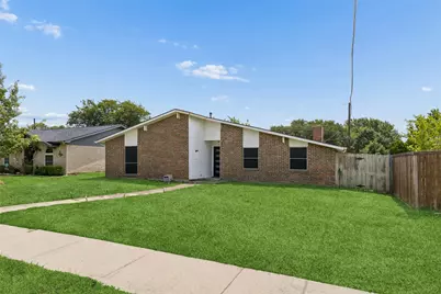713 Kathryn Drive, Lewisville, TX 75067 - Photo 2