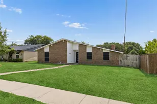 713 Kathryn Dr, Lewisville, TX 75067 - Photo 2