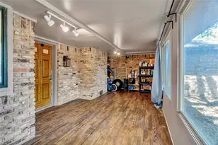 801 Waynelee Dr, Lancaster, TX 75146 - Photo 10