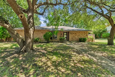 801 Waynelee Drive, Lancaster, TX 75146 - Photo 1